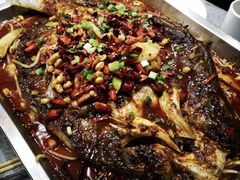 -鸣记脆皮烤鱼(岐山路店)