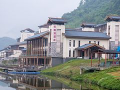 -宝晶宫旅游景区