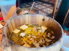 木桶酸菜鱼-中8楼风尚云南菜(颐堤港店)