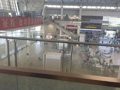 -麦当劳(上海虹桥站30B检票口楼上)