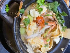 -官塘陈记鱼生·潮汕砂锅粥·牛肉火锅(潮枫路总店)