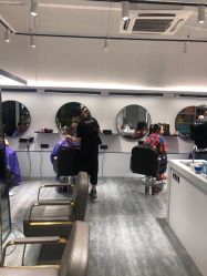 -卓梵美发·精品Salon