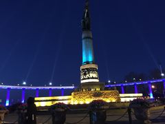 -人民防洪胜利纪念塔