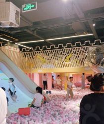 -木马王国淘气堡儿童乐园