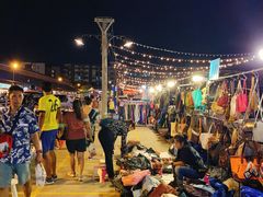 -席娜卡琳火车铁道夜市