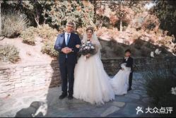 -LOVE SHINE婚纱·红鼎庄龙凤褂·妈妈装定制