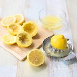 清爽夏日🌟簡易料理：覆盆子檸檬氣泡飲🌟