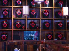 大堂-先启半步颠小酒馆(白麓里店)