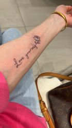 -明星刺青·洗纹身