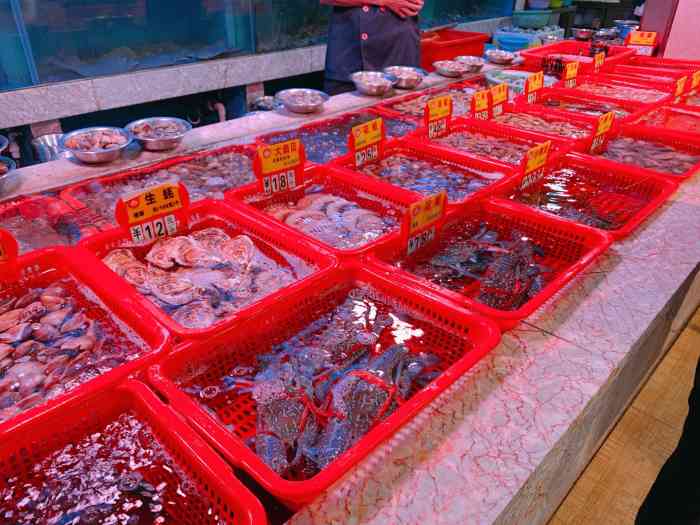 小眼镜大排档(汇成店)-"整体来说,海鲜应该做的不错,至少比南海渔.