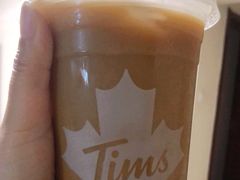 深焙牛奶咖啡-Tims天好咖啡·贝果(雁展路万象天地店)