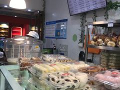 -白玉兰食品(中山公园龙之梦店)