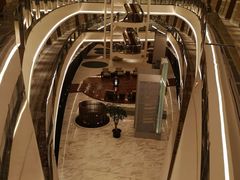 -上海滴水湖皇冠假日酒店