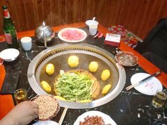 -袁小二大东北铁锅炖(吉祥村总部)