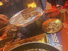 -何师烧烤Pro ·江湖川菜·小龙虾·精酿(太古里旗舰店)