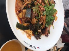 -拿渡·水煮鱼麻辣香锅(王府井奥莱·香江小镇店)