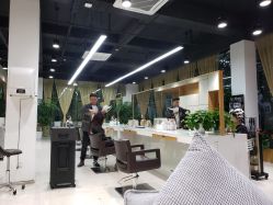 -CARR SALON