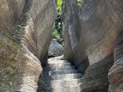 -梭布垭石林景区