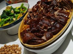 -八府香鸭·啫啫煲(华山路店)