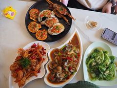 -覃记海鲜美食餐厅