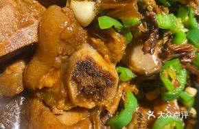 Dried Chinese Cabbage with Fresh Pig Trotters
