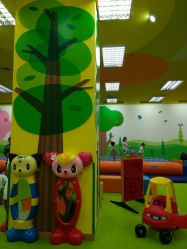 -莫莉幻想儿童乐园(三河燕郊永旺店)