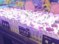 -领鲜活海鲜榴莲自助火锅(东门店)