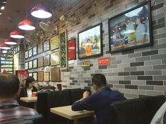 -银记肠粉店(新港西路店)