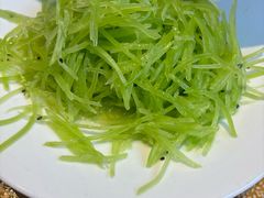 -俭寨大盘鸡·手抓肉·烧烤新疆菜(乌苏路店)