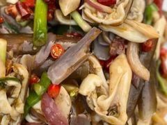 -四川小胡子海鲜(丁村万人海鲜广场店)