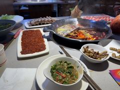 -渝大龙重庆火锅(温泉月亮湾店)