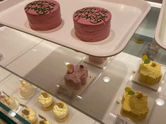 -好利来(上海长宁龙之梦店)