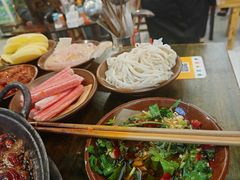 -黄潇洒老火锅(九眼桥宏济巷店)