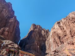 -天山神秘大峡谷