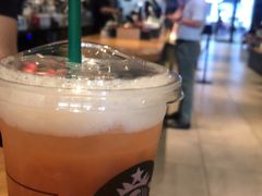 -星巴克(广州百信广场东区店)