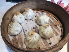 蟹粉小笼包-绿波廊(豫园店)