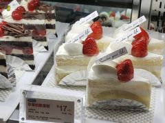 草莓奶酪蛋糕-85度C(上海中原城市广场店)