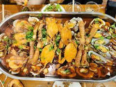 -老东镇啤酒屋海鲜加工·蒸汽海鲜·海鲜烧烤(台东店)