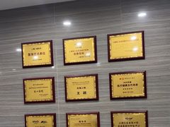 -上海仁爱医院口腔科 · 种植