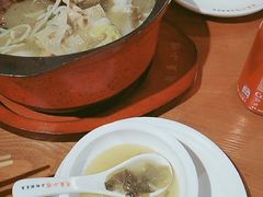 -周鱼小馆石锅酸菜鱼(活力汇店)