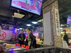 -马路牙子烧烤音乐酒馆(望京店)
