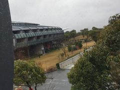 -上海滴水湖皇冠假日酒店