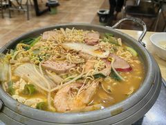 -牛信亭韩国料理·炭火烤肉(紫藤路店)