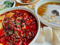 山城毛血旺-嫩芽 ·地道重庆菜(十八梯露台夜景店)