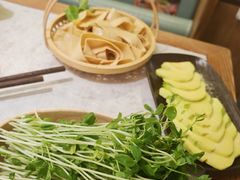 -鲜潭蒸汽石锅鱼(五道口购物中心店)