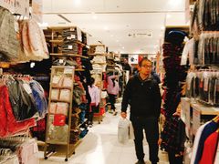 -优衣库(洛阳中州万达广场店)