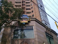 -华泰大厦-地下停车场