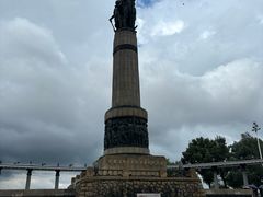 -人民防洪胜利纪念塔