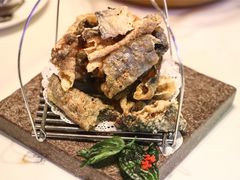 炸鱼皮-红门金汤·港式火锅(英皇集团中心店)