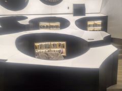 -涨巢·潮玩水疗局